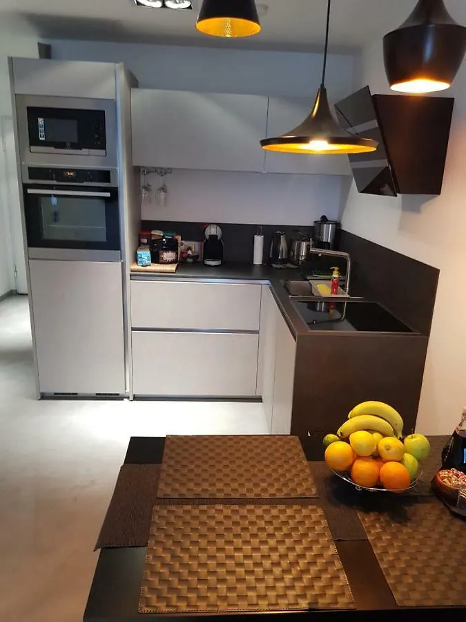 Apartman Vip, With Free Garage Parking 풀라
